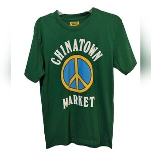 M309) Chinatown Market Green Peace Logo Short Sleeve T-shirt Size Large